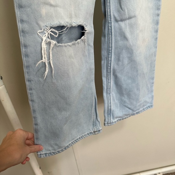 Wonder Nation Girls Light Wash Wide Leg Minimal Distressed Denim Jeans size 7 - Picture 4 of 7